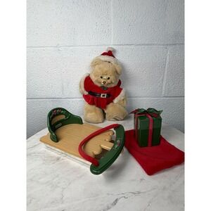 1999 Fisher-Price Briarberry Berrykris Bear Christmas Sleigh Set w/ Gift Bag